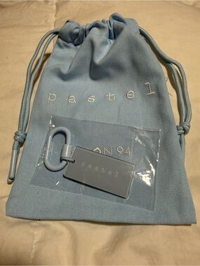 Pastel by CJ Hendry Logo Carabiner Clip